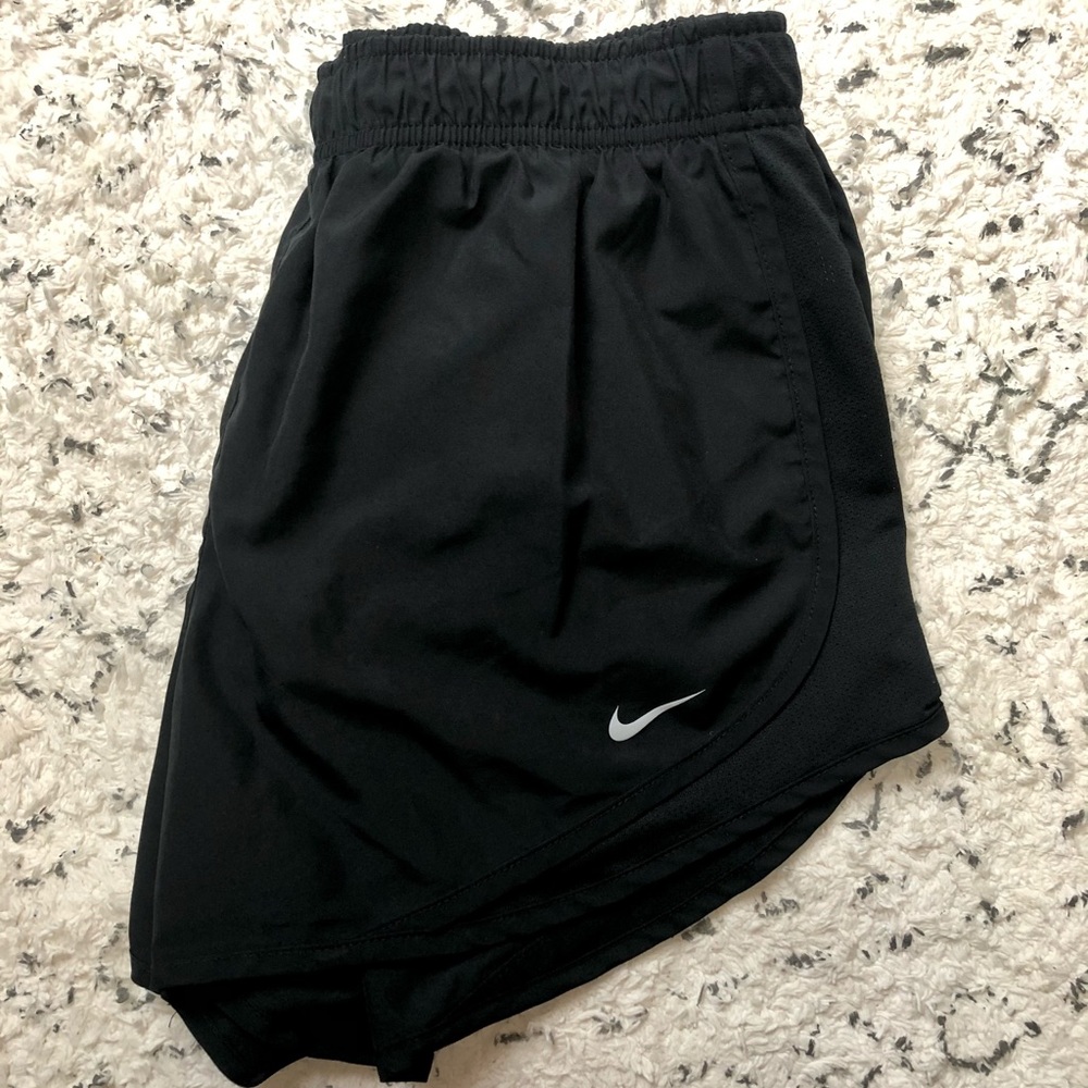 🖤 nike dri-fit black shorts
